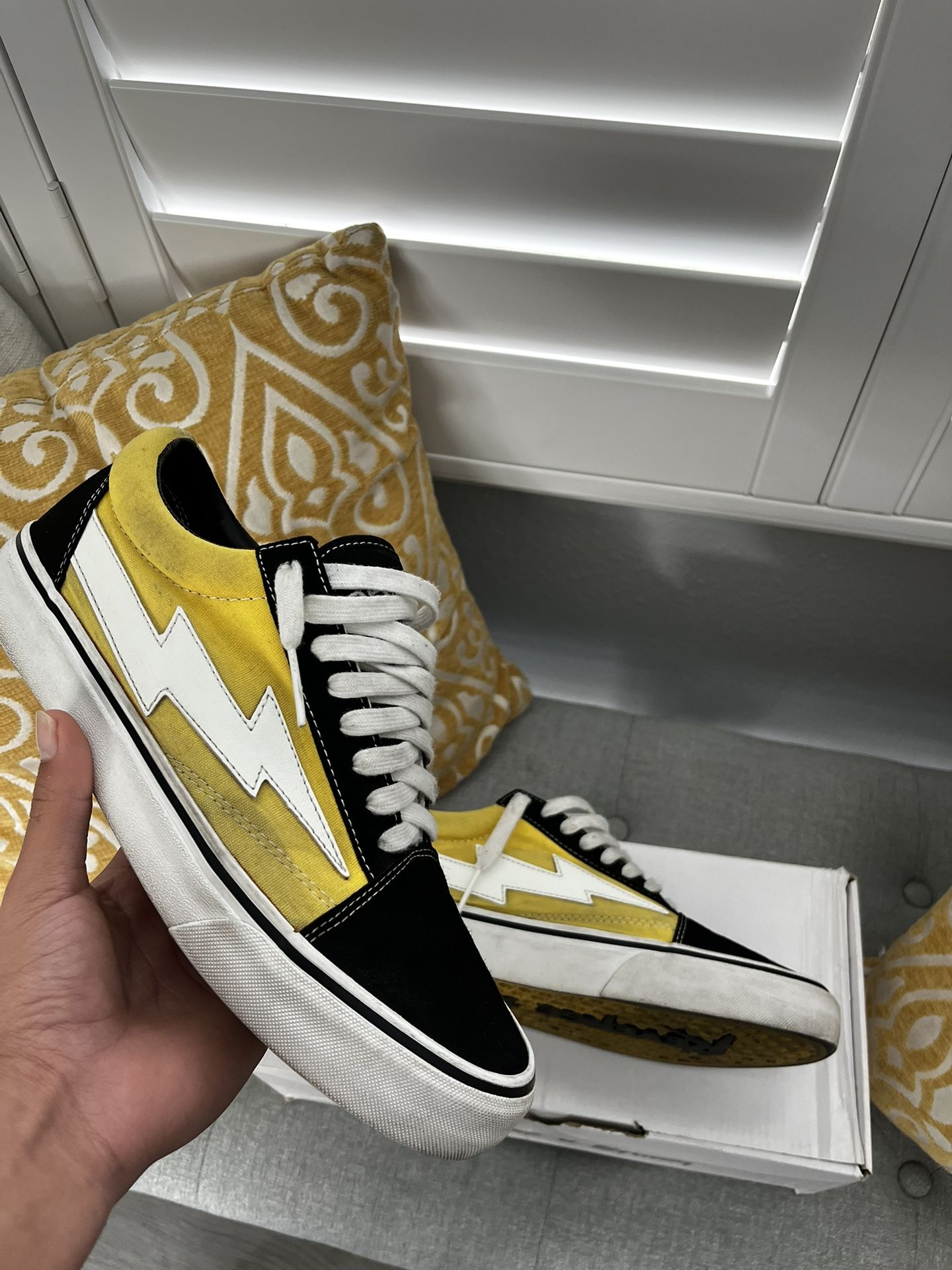 Revenge X Storms Black & Yellow