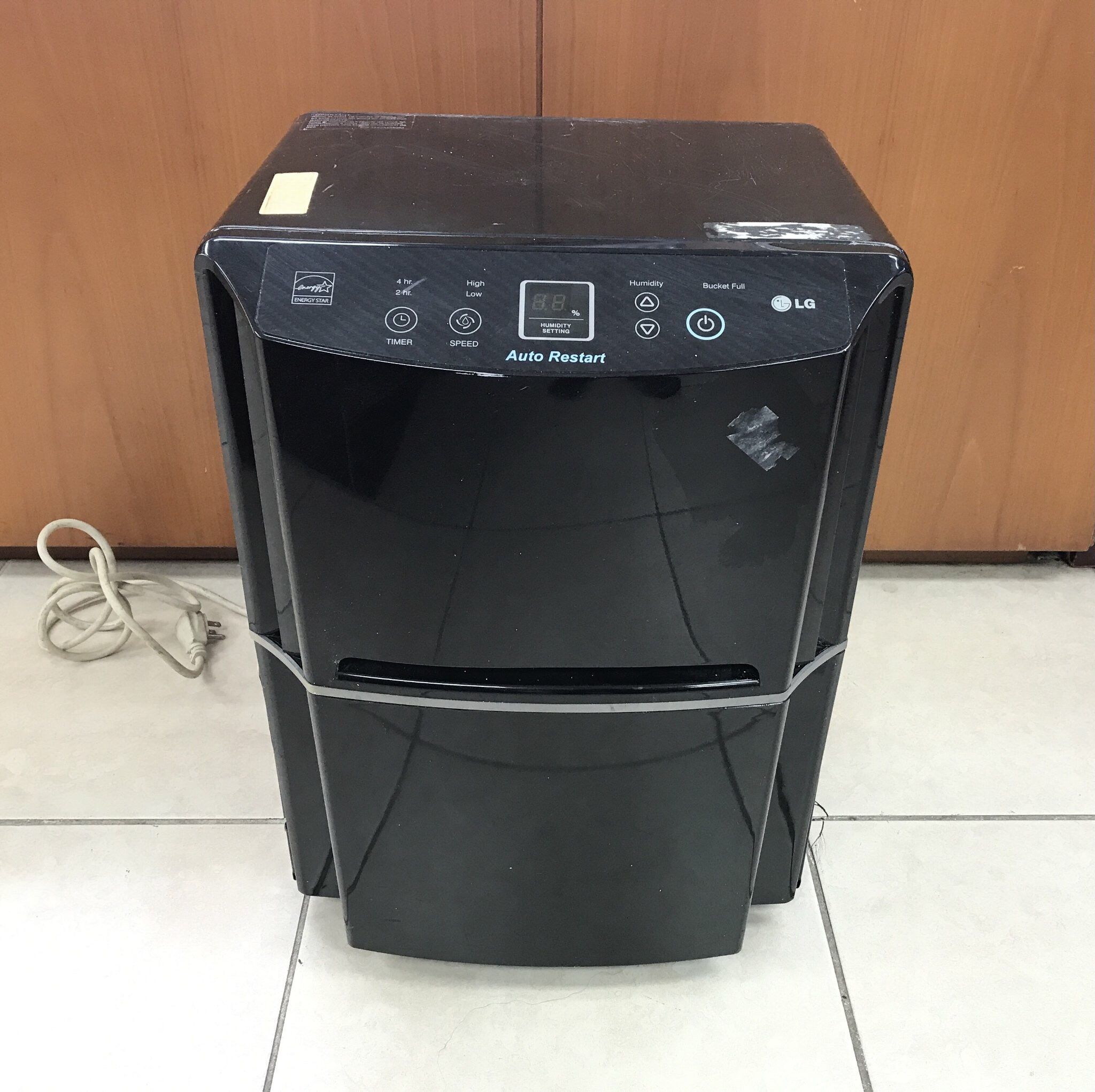 LG Dehumidifier LD650EAL