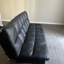 Black Futon 