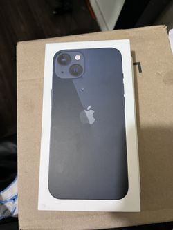 iPhone 13 Box 