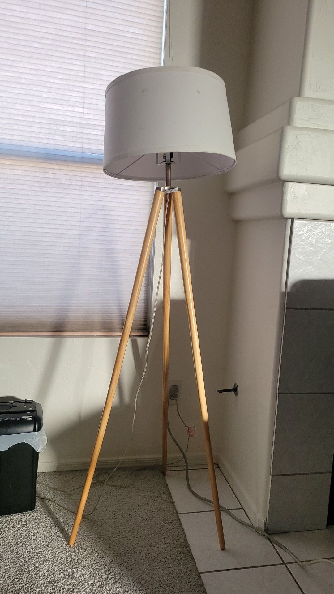 Floor lamp for sale!!