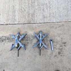 X Chocks Stabilizers for RV