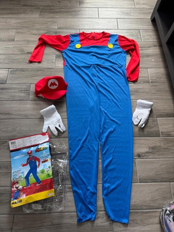 Super Mario Bros Costume Size Adult  L XL (42-46)