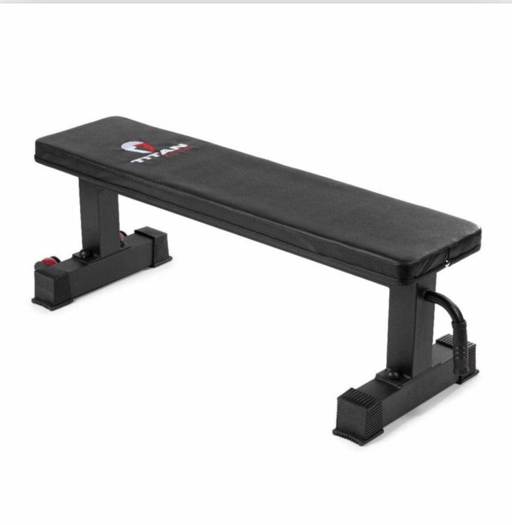 Titan Fitness Flat Weight Bench
