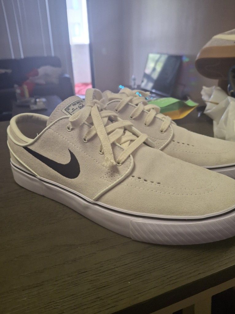 Nike Sb Janoski Size 9.5