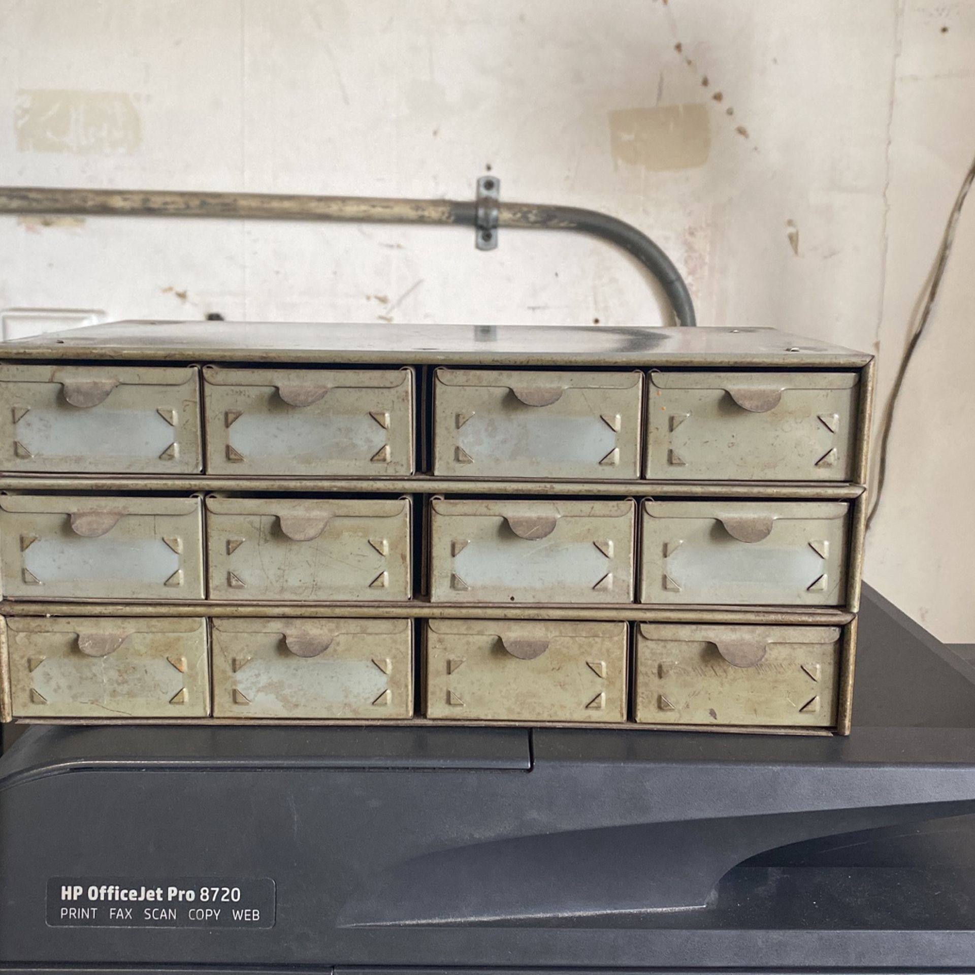 12-Drawer Metal Case