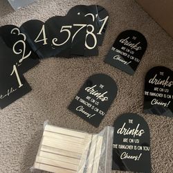 Table Numbers & Bar