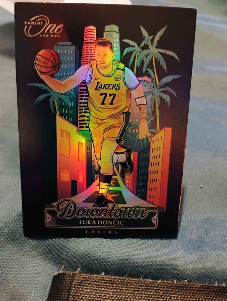 LUKA DONCIC PANINI ONE AND ONE DOWNTOWN COLLECTOR CARD 