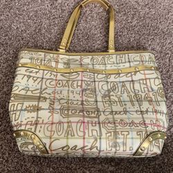 Women’s Coach Purse
