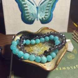 Aquamarine And purple Jem Stone