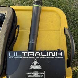 Behringer Ultralink UL2000M  Wireless Microphone System