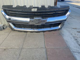2015-2020 checy Colorado grille  chrome