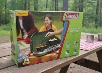 Coleman Perfect Flow Wind Block 2-Burner Propane Camping Stove New