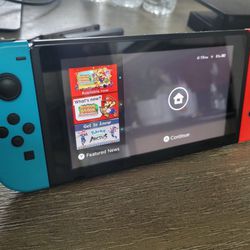 Nintendo Switch W/Dock And Charger 