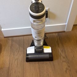 Opened Box Tineco  I Floor 3 Cordless Vacuum And mop