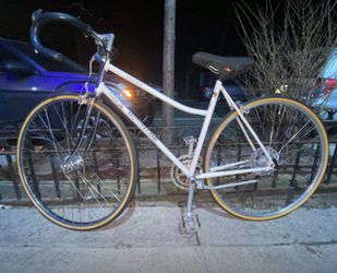 Frame Only French Women's bicycle Motobecane Mirage Sport circa 1982