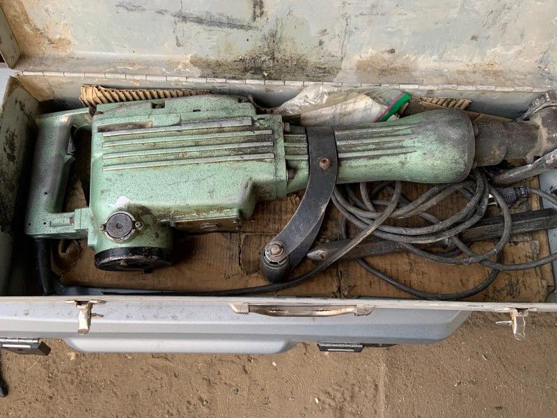 Hitachi Jack Hammer