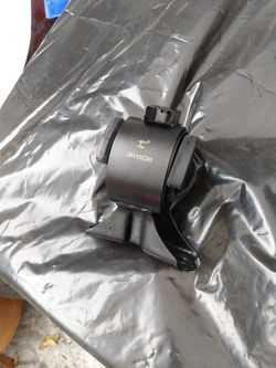 Engine Mount Front Honda V6