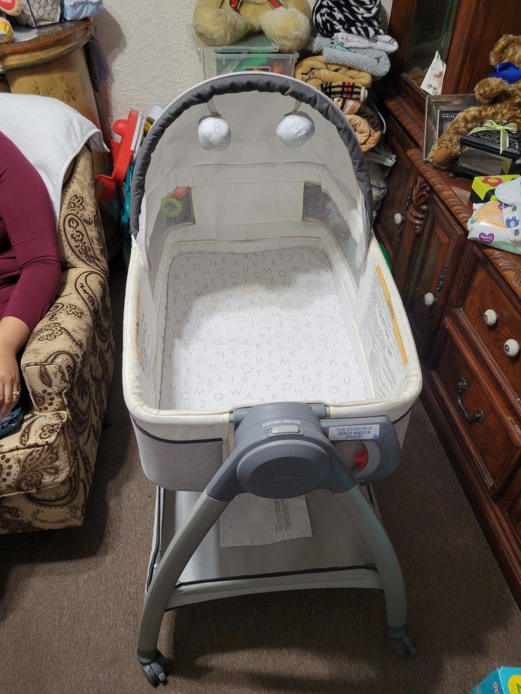 Bacinet/changing Table 