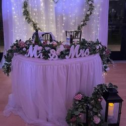 Wedding Sweetheart Table Decor