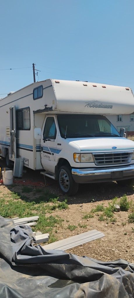 1996 Coachmen - FORD E-350 Catalina Sport. Special 285 QB