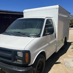 2000 Chevy Express Box Truck