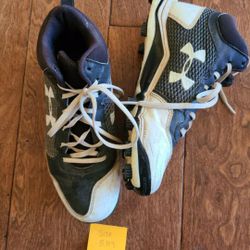 Baseball Cleats 5.5