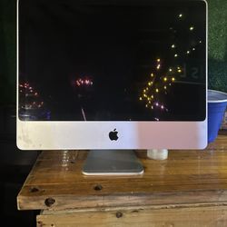Apple Desk Top