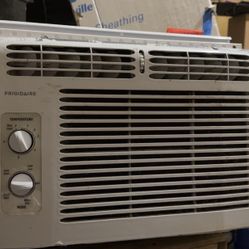 Window AC 6000 BTU