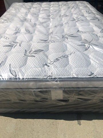 CAL KING Or KING PILLOW TOP MATTRESS SET WHIT BOX SPRING BRAND NEW β
οΈ