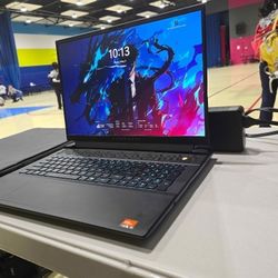 Alienware M18 R1 Gaming Laptop 