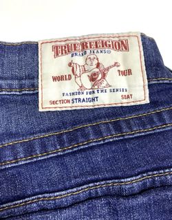 True Religion Woman’s Straight Leg Jean Size 33 Dark Wash