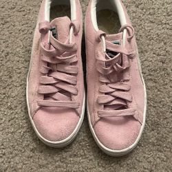Pink Pumas Sz 7c