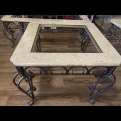 Beautiful Set Of Coffee Table With Two Side Tables And Glass.