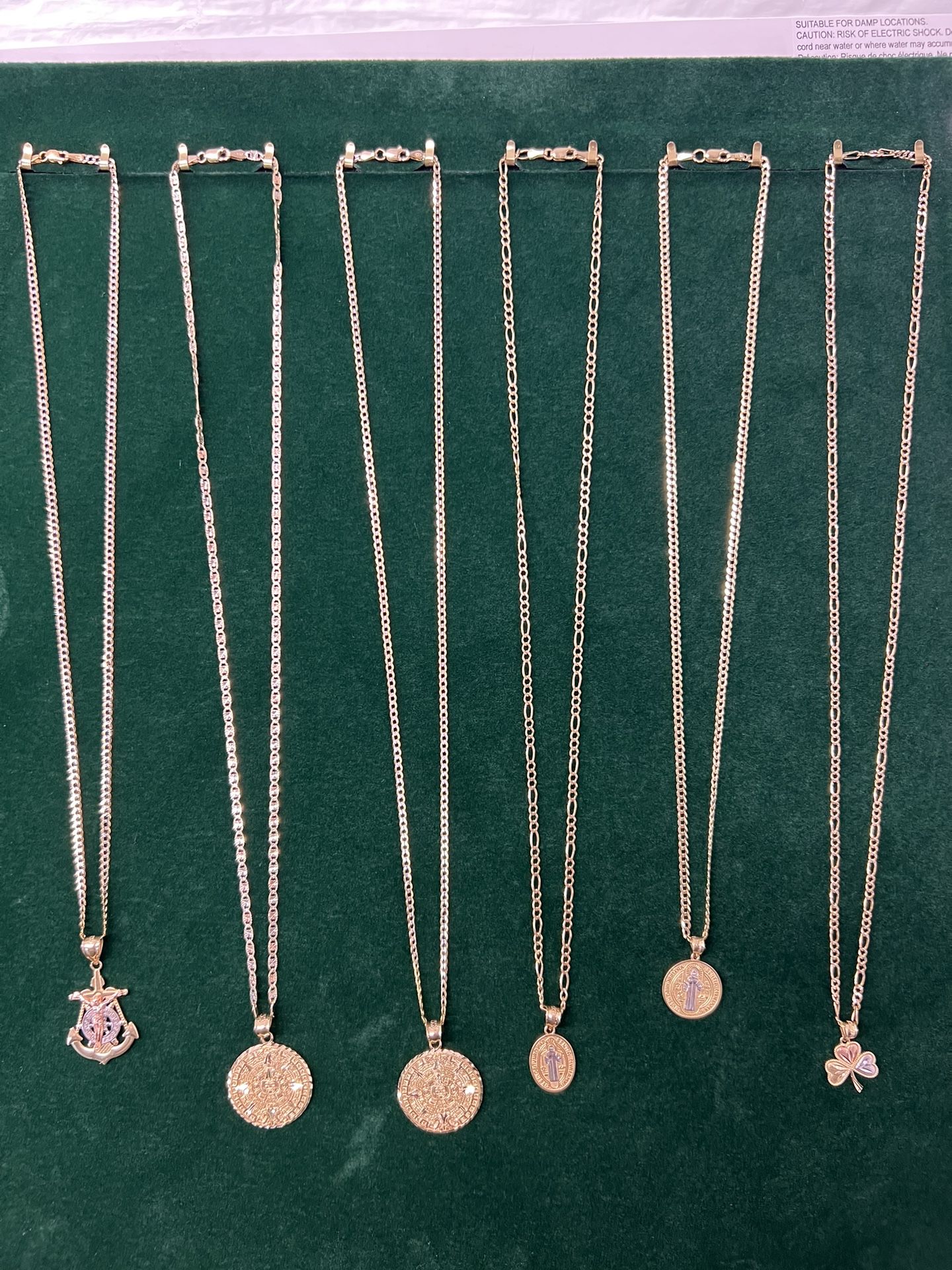 14K GOLD / ORO DE 14 KILATES