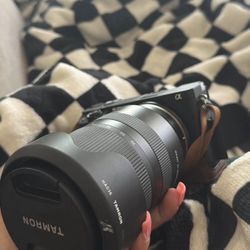 Sony Alpha a6400 With Tamron Lens
