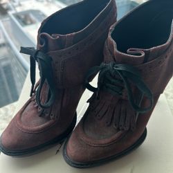 Burberry Rogue Style Ankle Booties