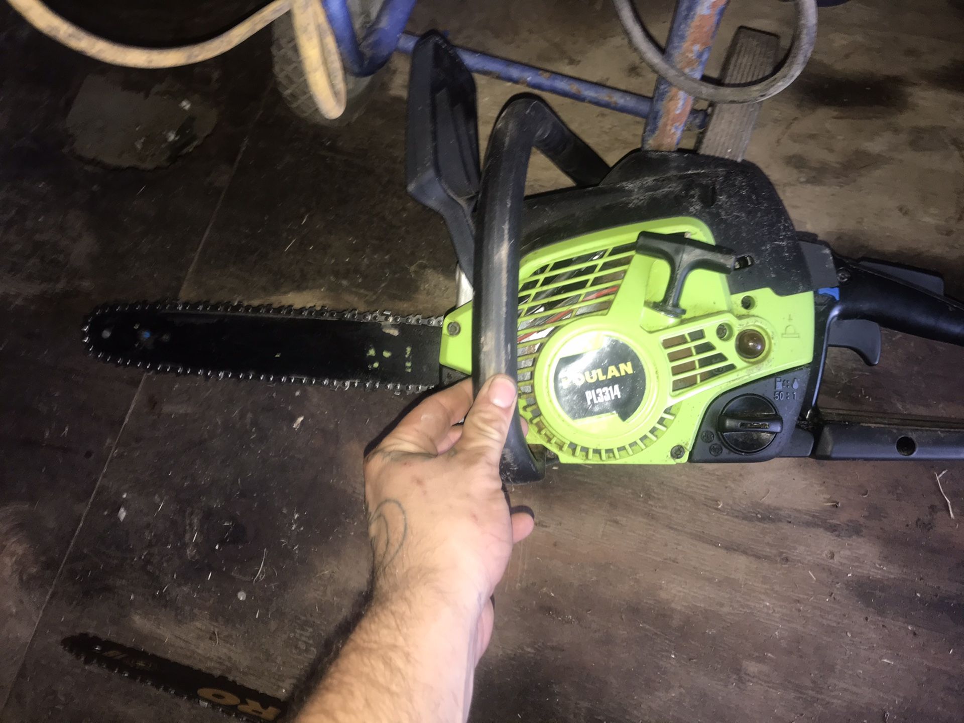Poulan pl3314 chainsaw