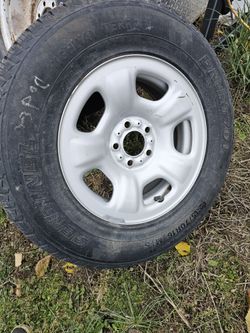 235/70R16 New Tire On Rim Was Spare For Jeep Liberty