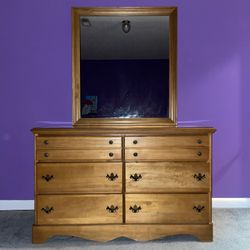 Solid Wooden Dresser & Nightstand Set