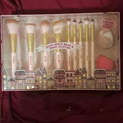Makeup Brush And Sponge Collection 