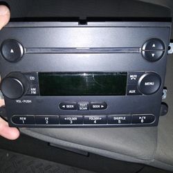 Mp3 Truck Radio Sterio Out Of FORD 2007 F-150