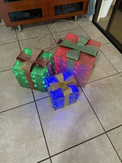 Christmas Outdoor Lighted Gifts