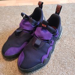 Adidas Trae Young 1 Size 8.5 Basketball Shoes