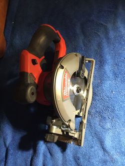 Milwaukee M12 FUEL Circular Saw! Only 90 Newwwwwww⌛️⌛️⌛️☀️☀️