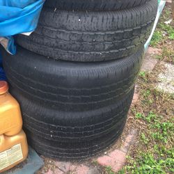 Original rims and tires from Chevy Tahoe LT 2001
