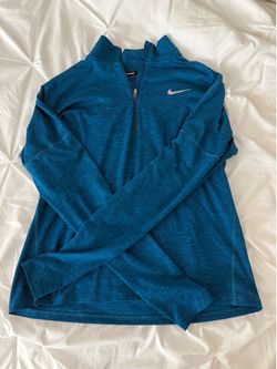 Nike long sleeve (M)
