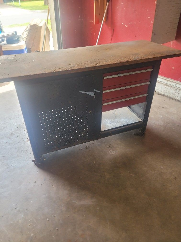 Tool Box With Counter/work TableI 60 Inches Wide