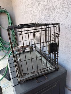 Small Wire Dog Crate with Tray