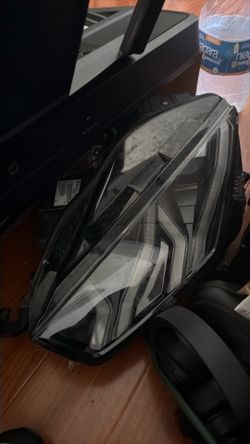 Huracan headlight